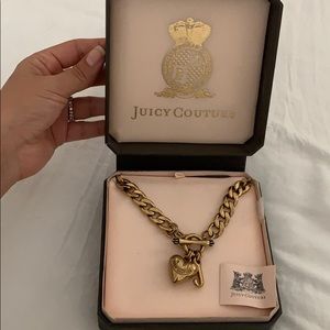 Juicy couture toggle necklace in gold color